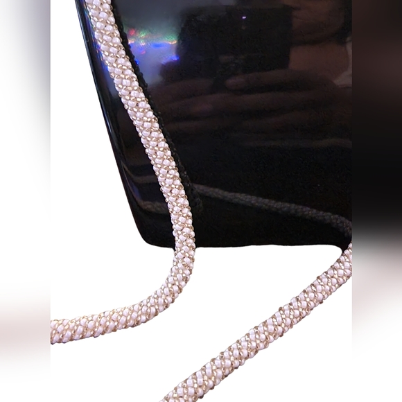 Hand Crafted Jewelry White, Gold, Clear Seed Beads Statement Necklace & Earrings - Picture 16 of 17